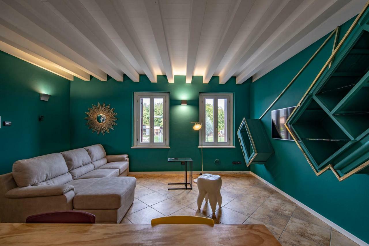 Designcontrodesign Villa Десенцано дел Гарда Екстериор снимка